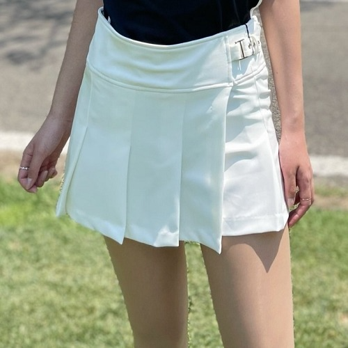 P*G 우먼 FALL 플리츠 쇼트 팬츠