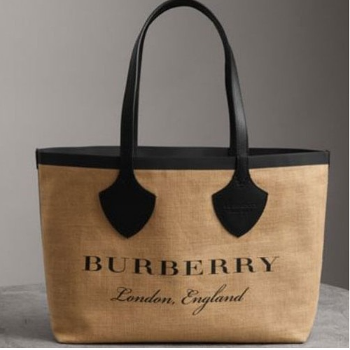 버버리 자이언트 그래픽 프린트 주트 토트백