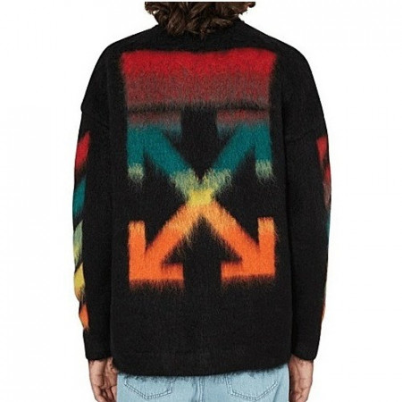 Off White 멀티에로우 브러쉬드 스웨터