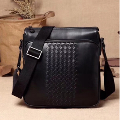 보테가베네타 M8418 크로스백