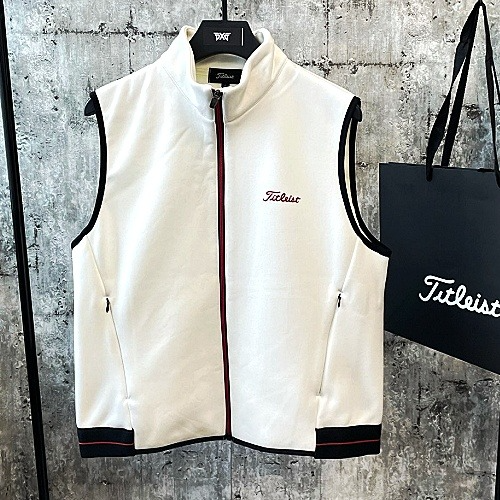 타이틀리*트 레드로고 집업조끼