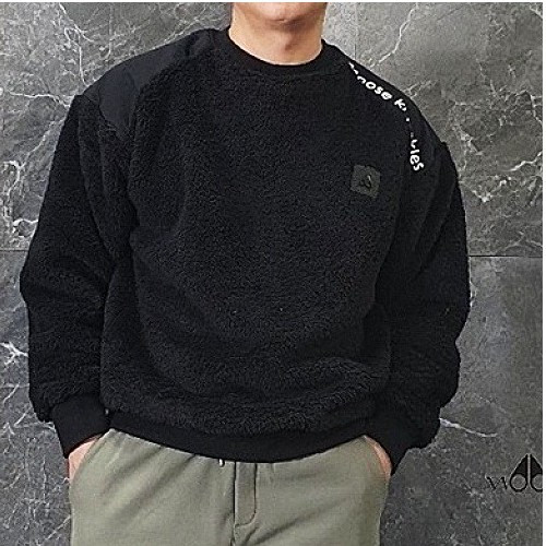 MOOSE KNUCKLES 보아 퍼 패치 레터링 맨투맨