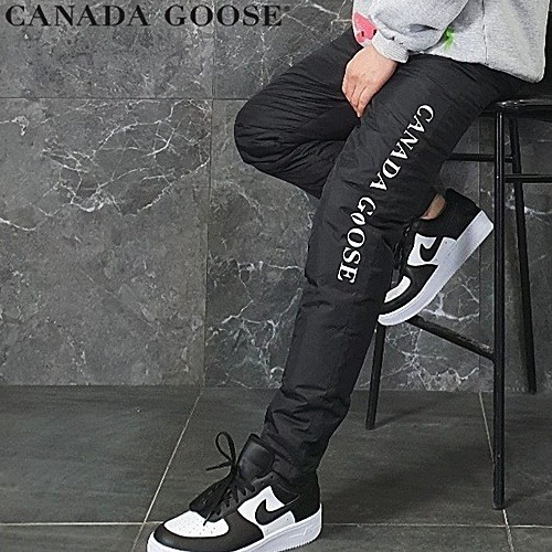 CANADA GOOSE 하이브리드 레터링 패딩 바지