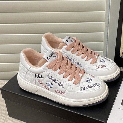샤* CHANEL 스니커즈 화이트/핑크