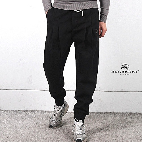 버*리 TB 배기핏 조거팬츠