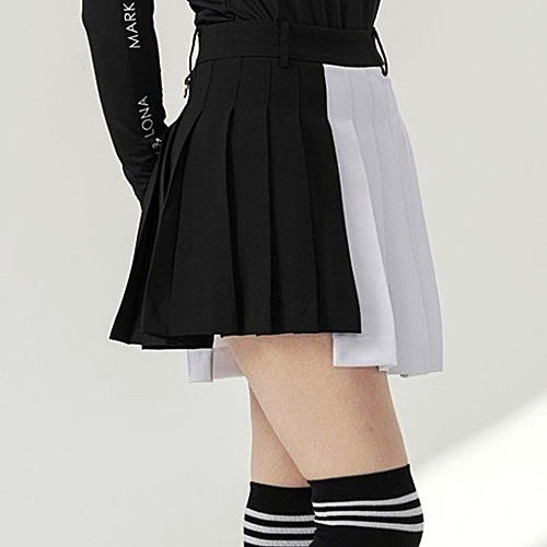 MARK & LONA 금장 로고 플리츠 스커트