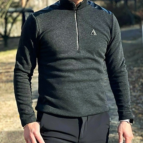 P*G 윈터 스컬 하프 집업 티셔츠