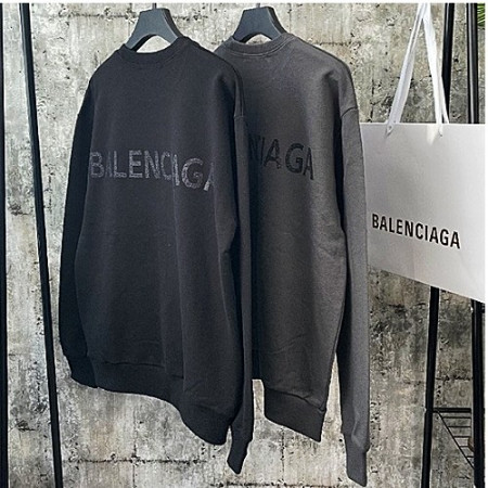 발렌시*가 글리터 로고 맨투맨