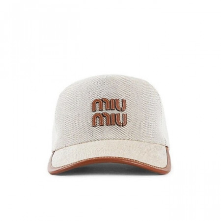 MIUMIU 가죽패턴 자수로고 모자