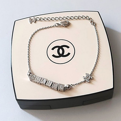 CHANEL 로고 주사위 팔찌