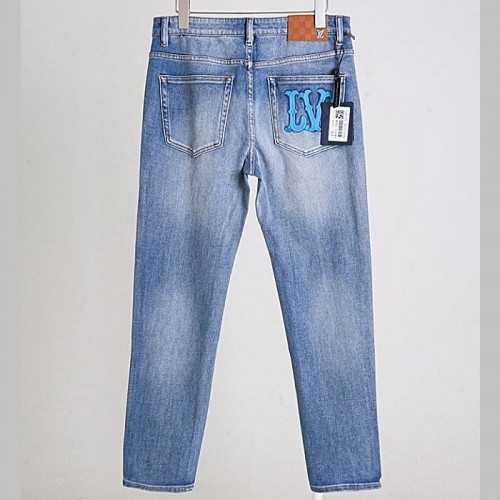 LOUIS VUITTON LV 자수 로고 패치 슬림핏 데님 팬츠