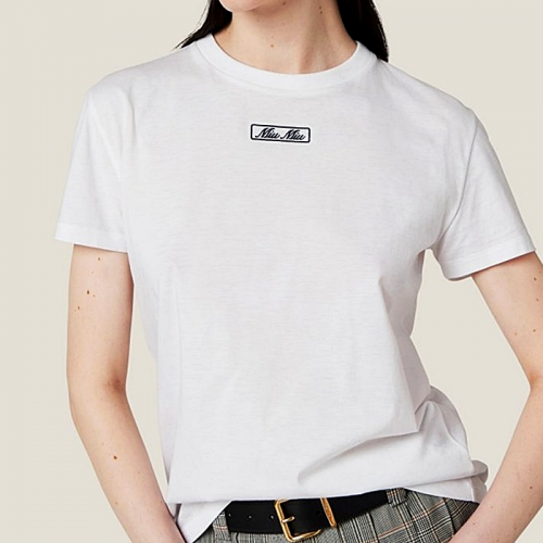 MIUMIU 아이코닉 자수 로고 티셔츠