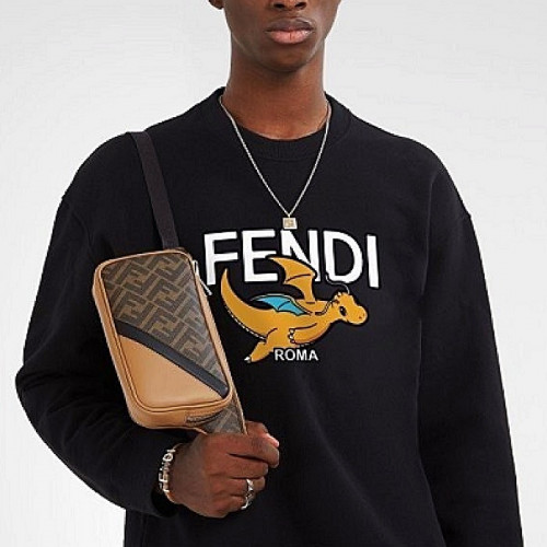 FENDI 포켓몬 맨투맨