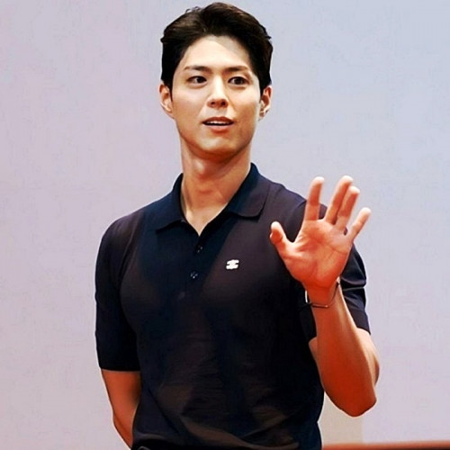 CELINE 트리오페 카라 반팔 티셔츠