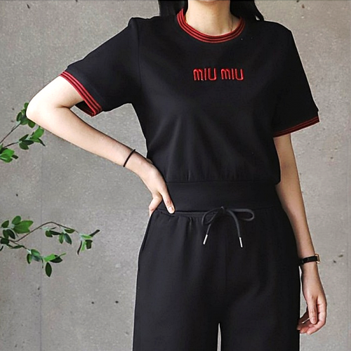 미우미우 MIUMIU 로고 트레이닝 SET