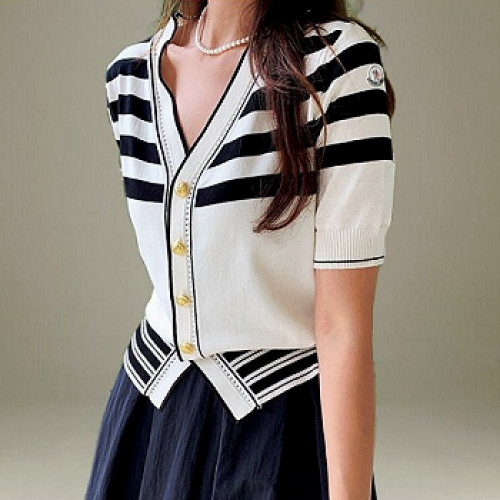 몽클*어 MONCLER 줄지 반팔가디건