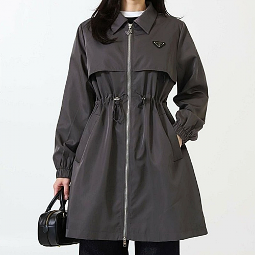 PRADA 체스트 삼각로고  스트링 자켓