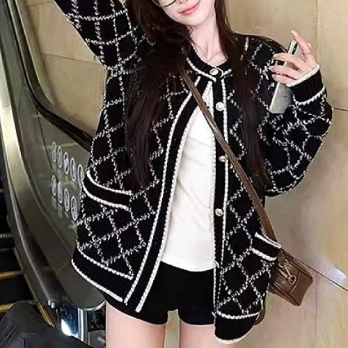 CHANEL 로라 패턴 가디건