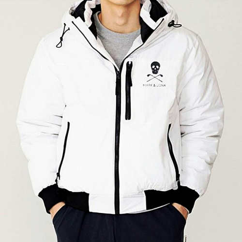 마크앤로나 MARK & LONA 스컬 지퍼포켓 패딩