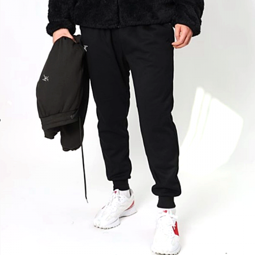 아크테*스  조거 기모 팬츠 - 융털안감