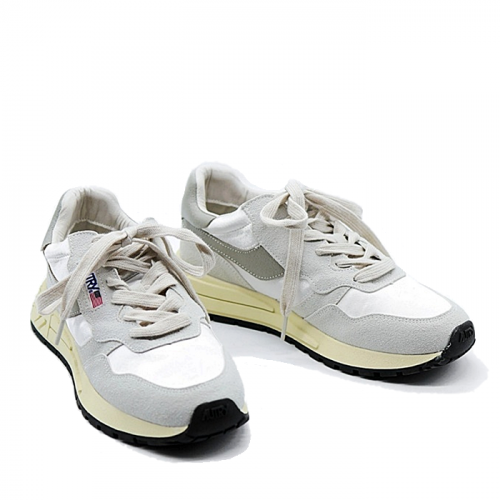 AUTRY 오트리 REELWIND 스웨이드 로우 슈퍼 빈티지 스니커즈 - 송혜교착용