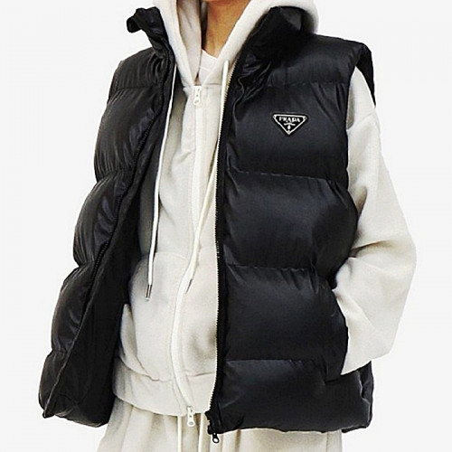 프라다 PRADA 레더 펄조끼