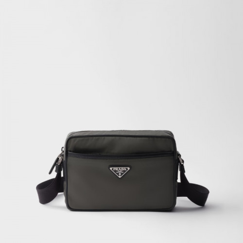 프*다 리나일론 및 사피아노 숄더백 - 포레스트 그린