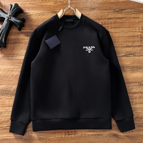 PRADA 자수 가슴로고 맨투맨