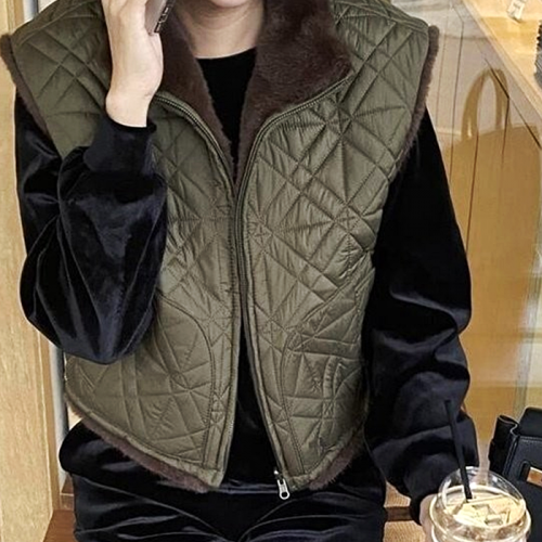 DIOR 퀼트 밍크 베스트