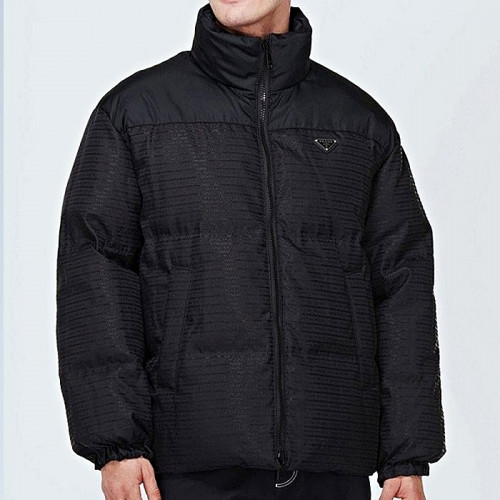 PRADA 리나일론 트라이앵글 다운자켓