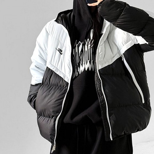 NIKE 윈드러너 로고 패딩