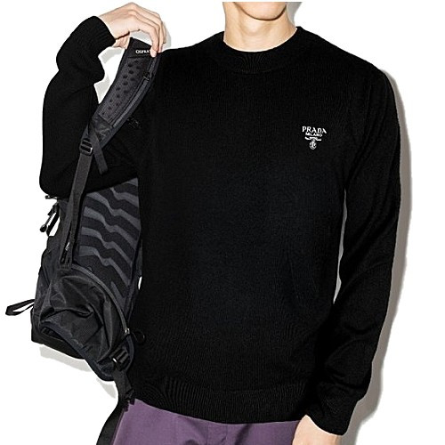 PRADA 밀라노 로고 라운드 니트