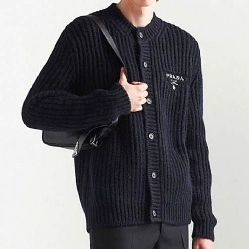 *   금일특가 - PRADA 플라크 로고 라운드 가디건   *