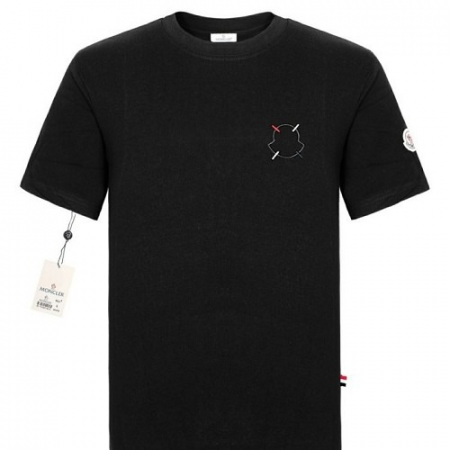 몽클*어 라운드티