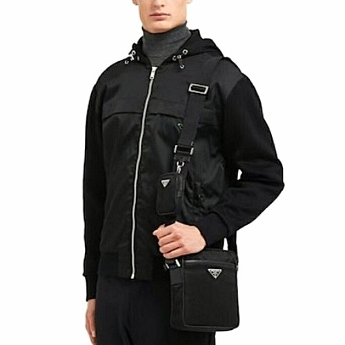 PRADA 나일론 크로스 바디 백