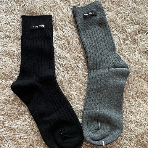 MIUMIU 띠 양말