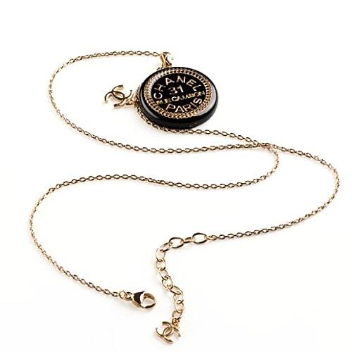 CHANEL 깜봉 목걸이 - 이시영착용