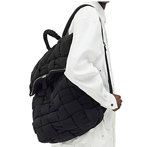 2021 보테가베네타 패딩 백팩 블랙