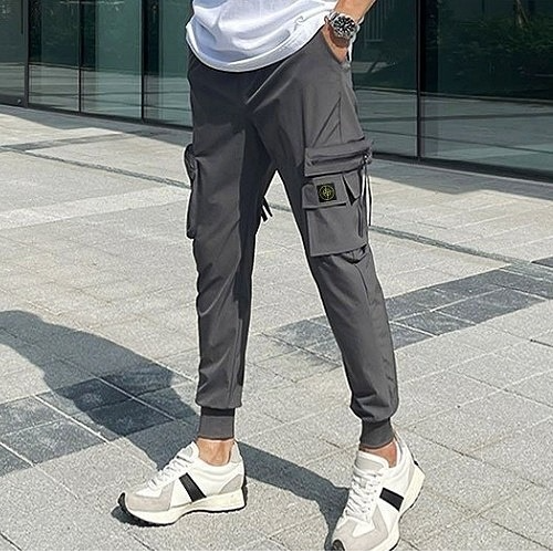 스톤아일*드 STONE ISLAND 아이스 언발 조거팬츠 82