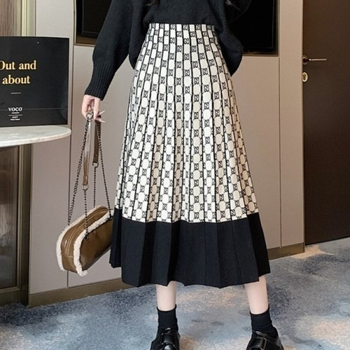 GUC*I 플레어 스커트