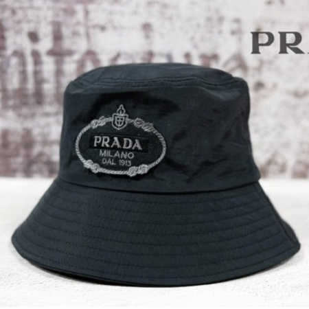 PRA*A ROPE 자수 로고 와팬 나일론 버킷햇 (남여공용)