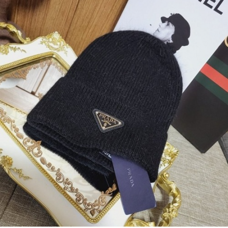 PRA*A 삼각로고 비니