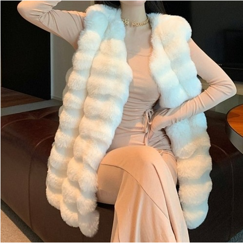 CHAN*L 클라우드 퍼 베스트