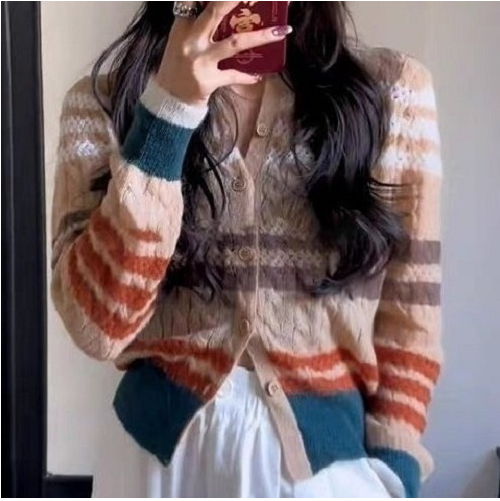 CHAN*L 몽타뉴 가디건