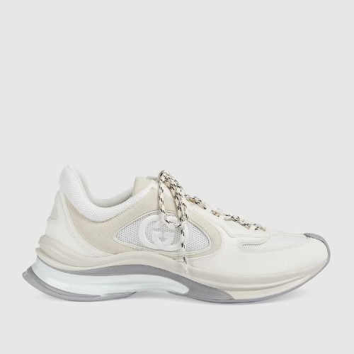 GUC*I 런 스니커즈 화이트 스웨이드