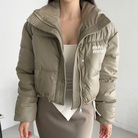 MIUM*U 크롭 레더 하이넥 숏 패딩점퍼