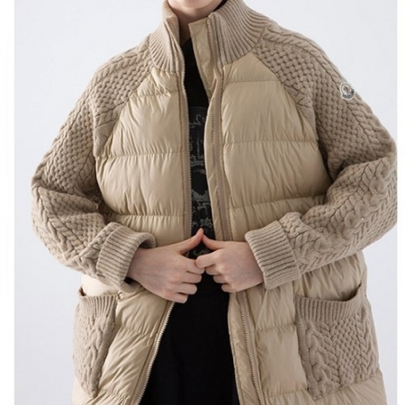 MONCL*R 니트 배색 롱패딩