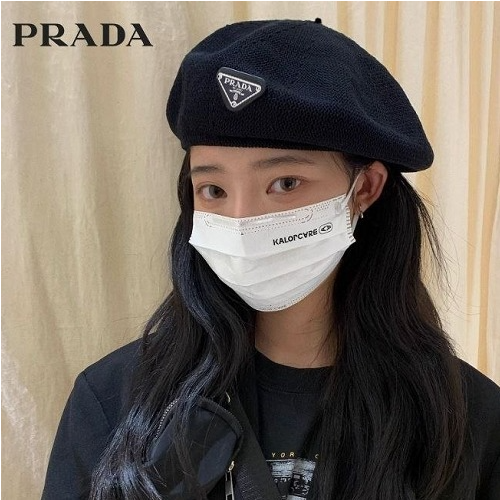 PRA*A 시그니처 메탈 패치 모자