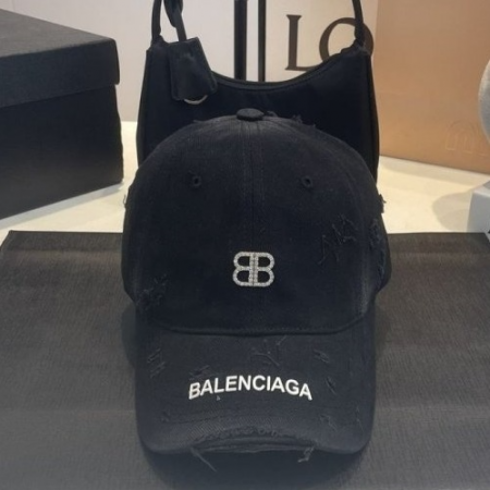 BALENCIA*A 시그니처 고급 큐빅 레티링 모자