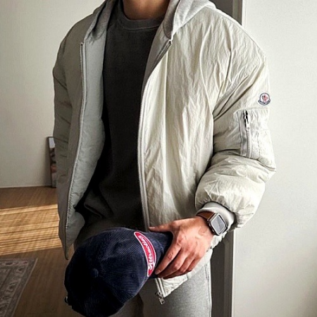 몽클*어 MONCLER MA-1 후드 항공 패딩